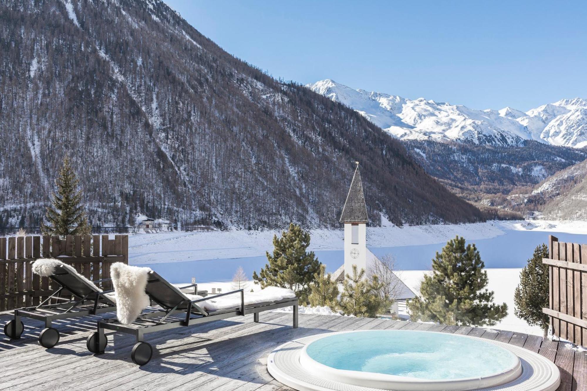 Hotel & Chalets Edelweiss Madonna  外观 照片