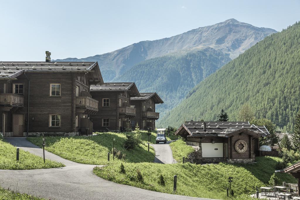 Hotel & Chalets Edelweiss Madonna  外观 照片
