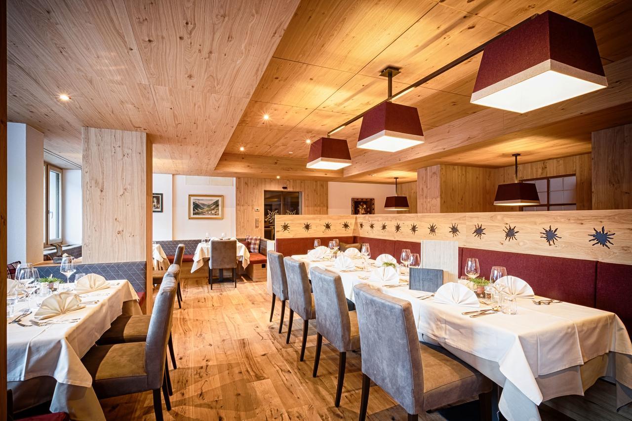 Hotel & Chalets Edelweiss Madonna  外观 照片