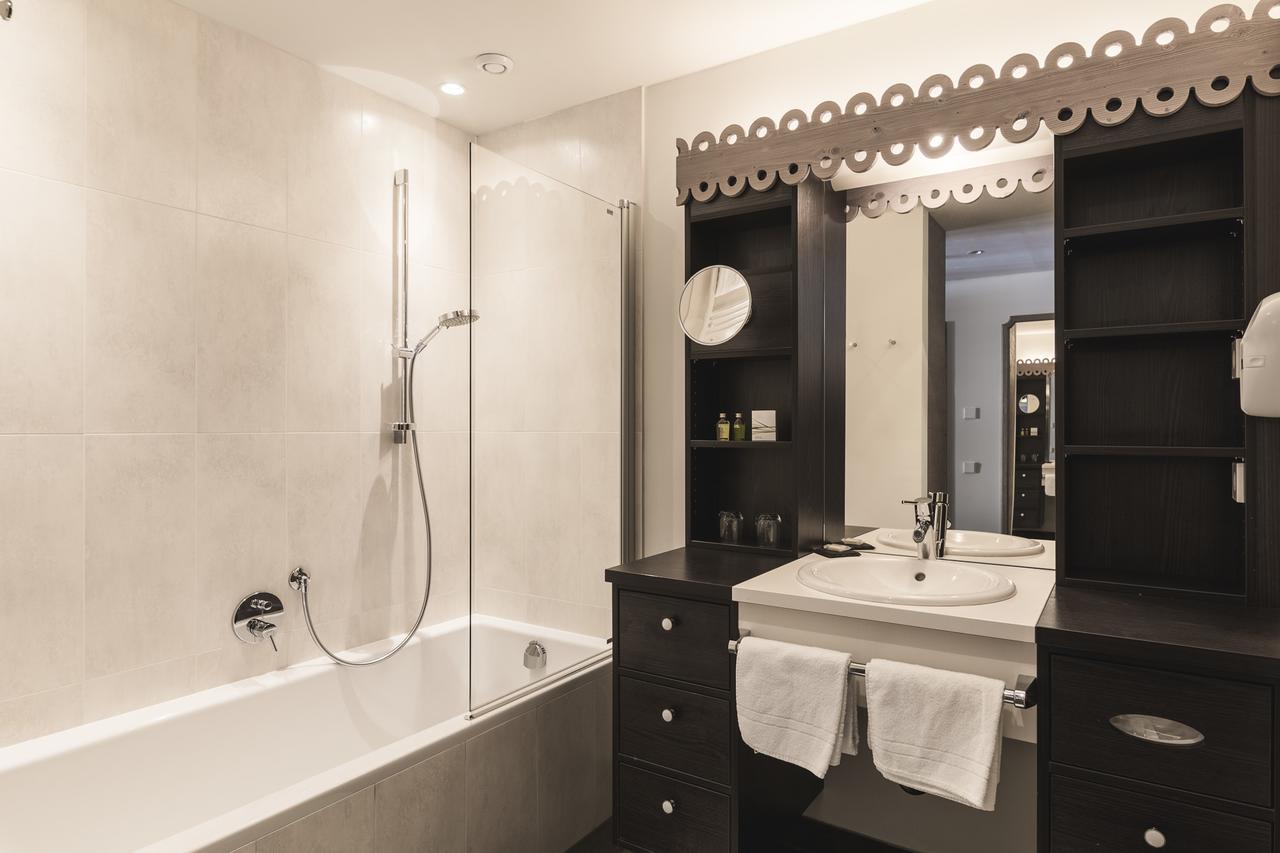 Hotel & Chalets Edelweiss Madonna  外观 照片