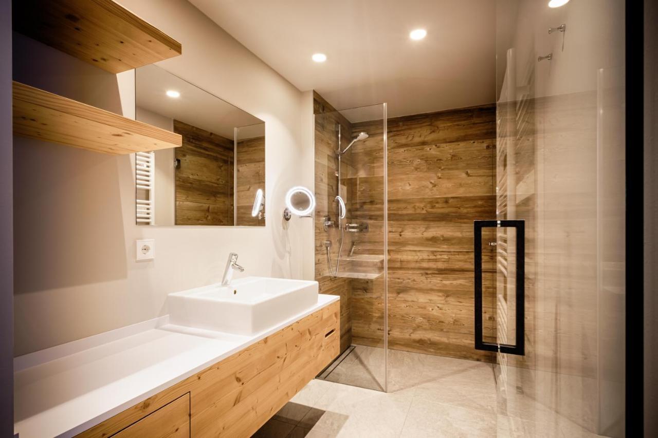 Hotel & Chalets Edelweiss Madonna  外观 照片